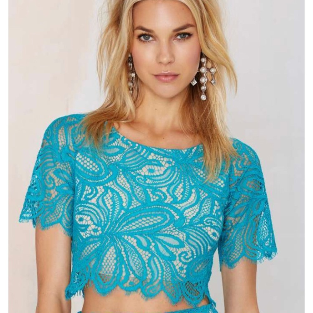 For Love and Lemons x Nastygal Wild Flower crop